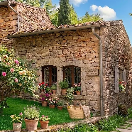 Le Romantique - With Pool For Couples
